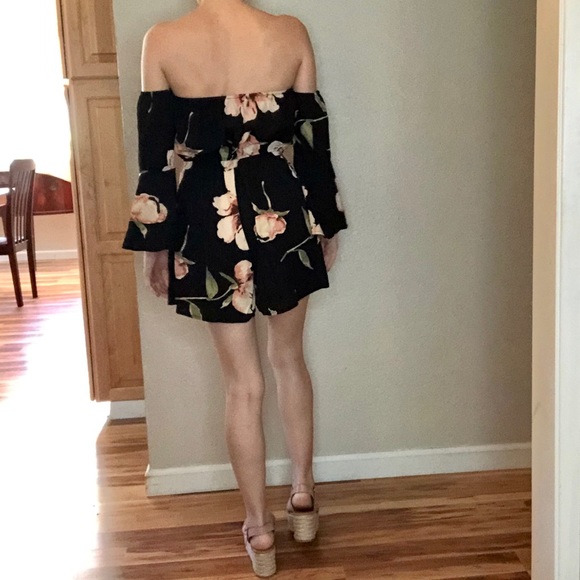 NWT ‘Pauline’ Romper - Picture 7 of 8